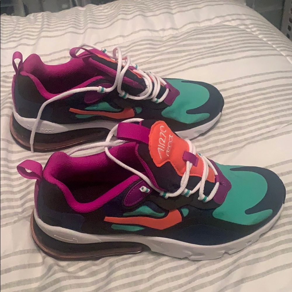Nike AirMax 270